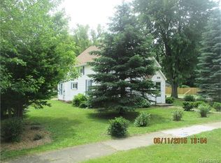 106 E Mills St, Sandusky, MI 48471