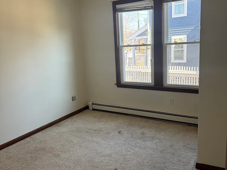 289 Spruce St — Photo 7