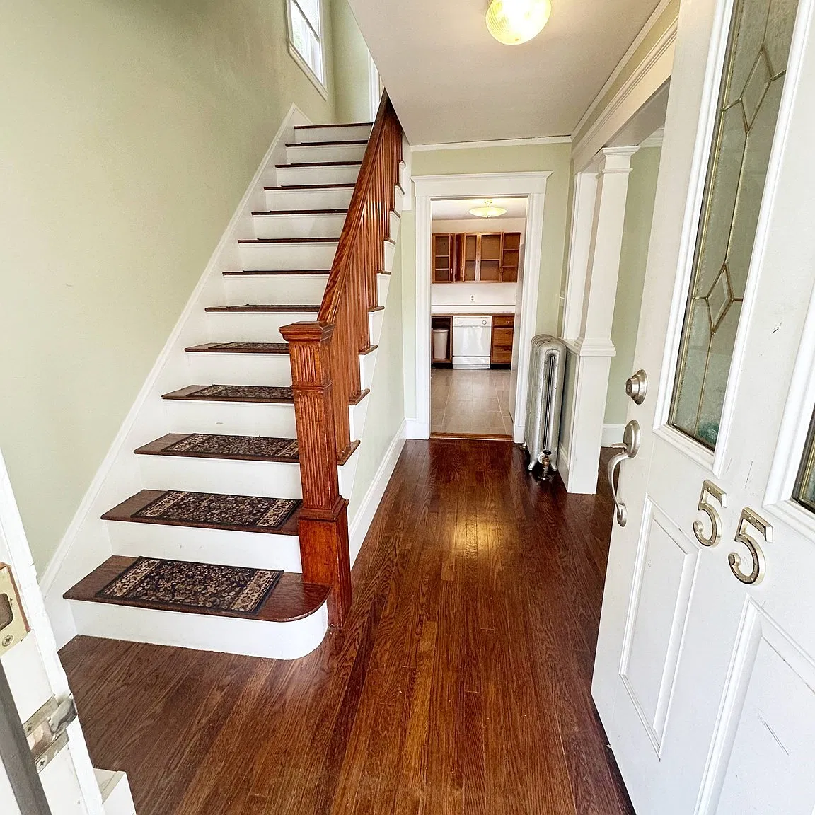 3 bed, 2.0 bath, 1320 sqft, $3,400 — Photo 3