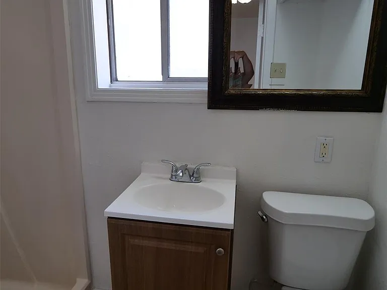 5231 Beechnut St — Photo 17