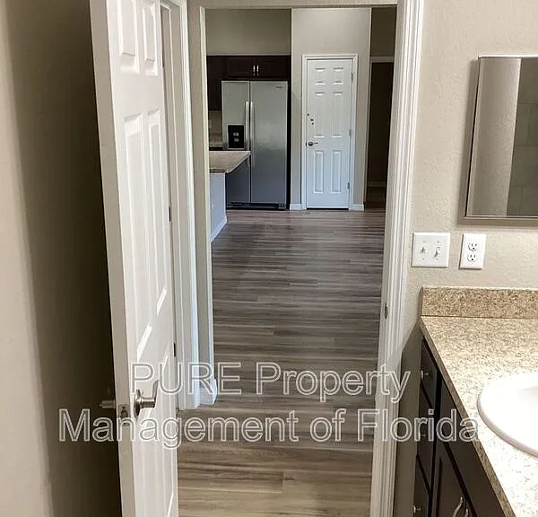 14010 SW 79th Ter — Photo 15