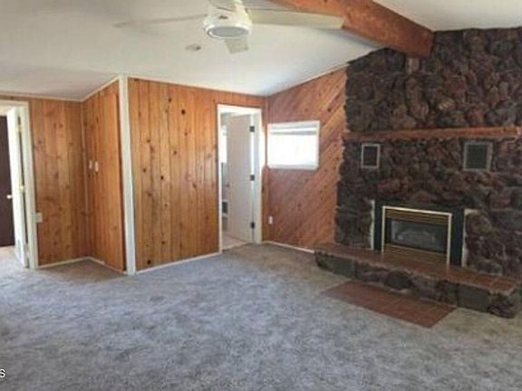 4th image of 52685 Doe Ln