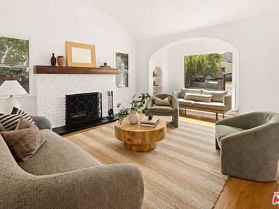 1307 Hauser Blvd, Los Angeles, CA, 90019