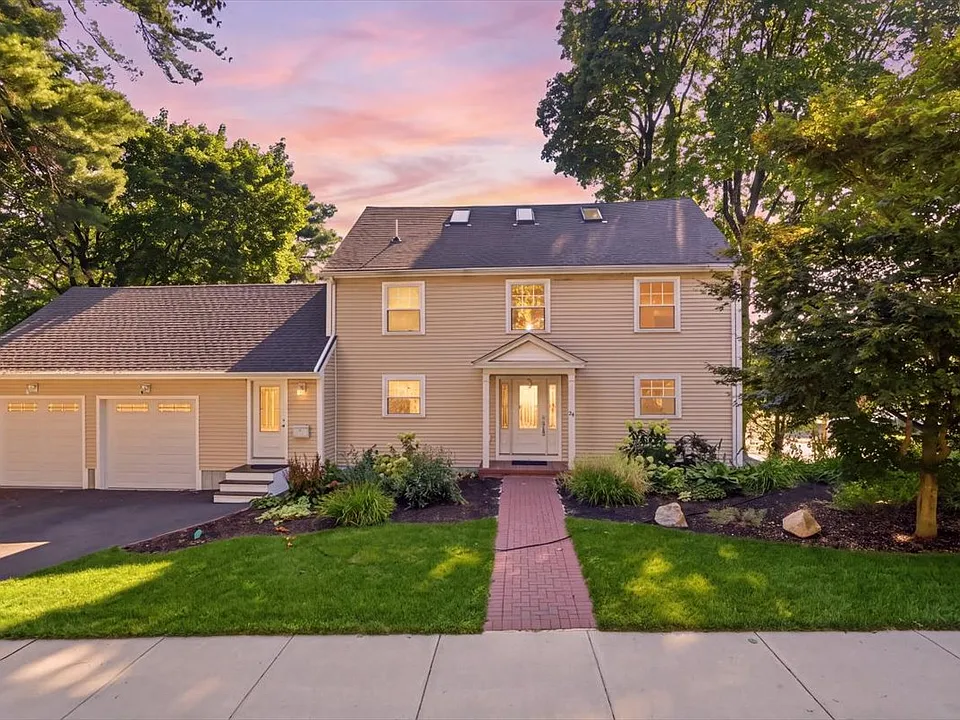 24 Fairfield St