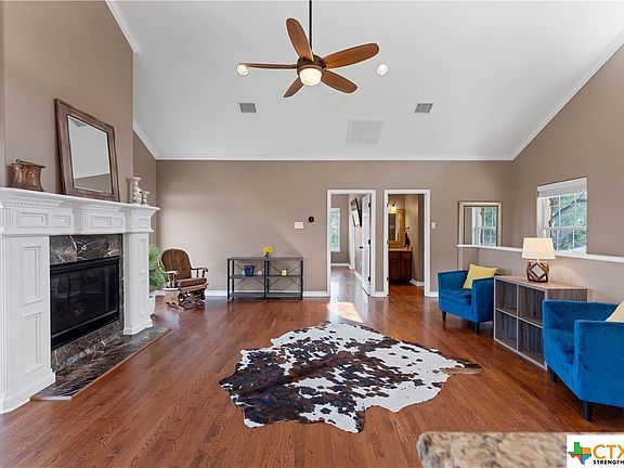 5th image of 240 Rodney Ln