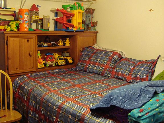 Bedroom 3 of 5