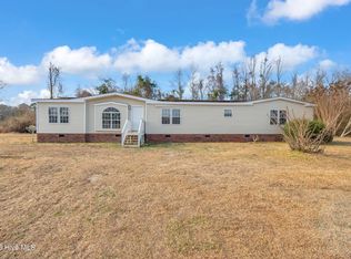 57 Henry Pridgen Drive, Burgaw, NC 28425