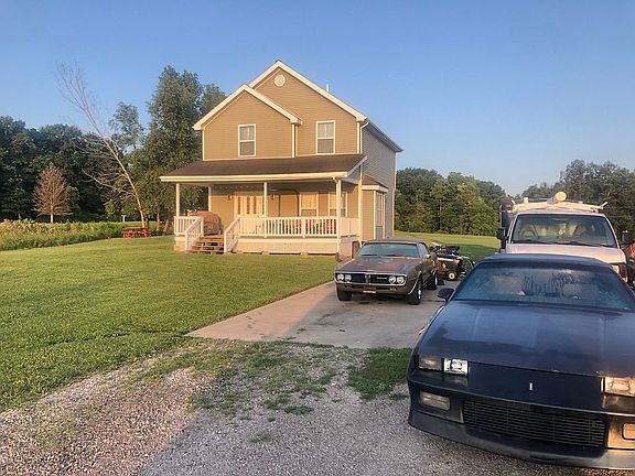 2nd image of 557 Seneca Dr
