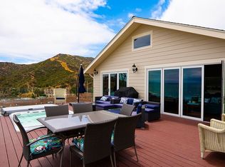 310 E Whittley Ave, Avalon, CA 90704