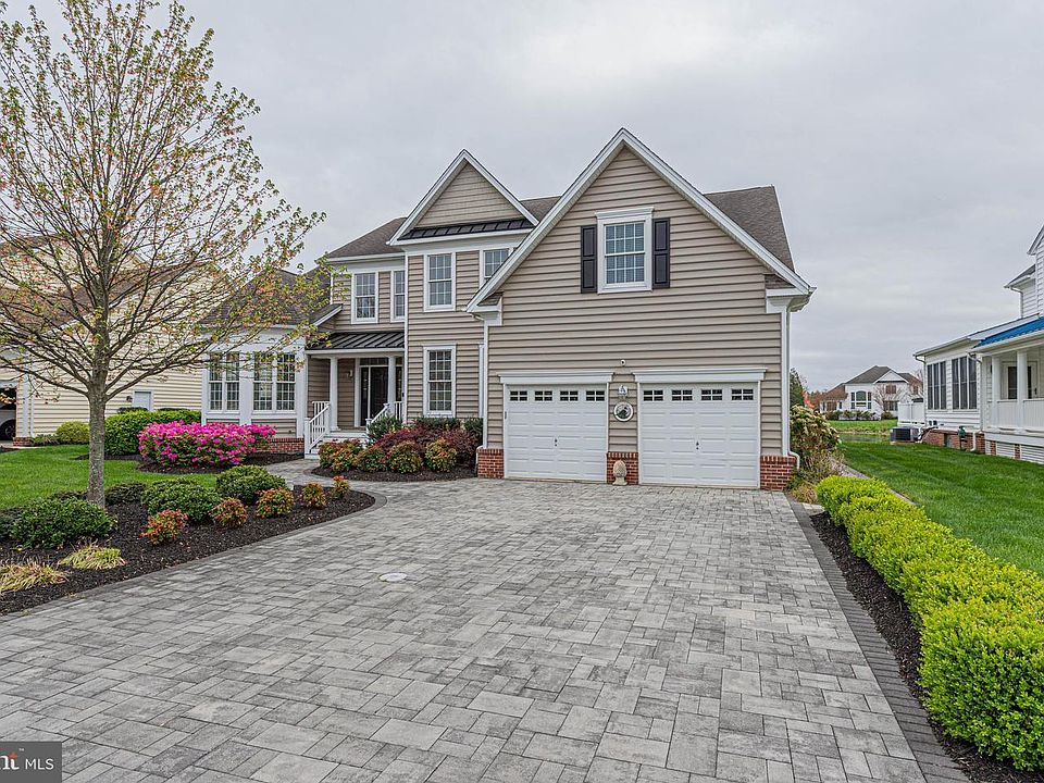 1st image of 38358 Virginia Dr