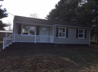 805 13th St, Grottoes, VA 24441