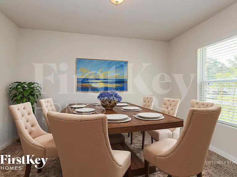 10083 Cerritos Dr — Photo 7
