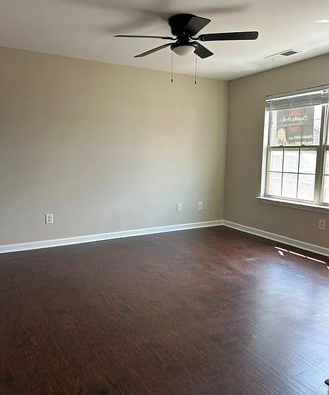 137 Avalon Dr — Photo 7
