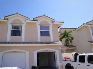 5484 NW 90th Ter, Sunrise, FL 33351
