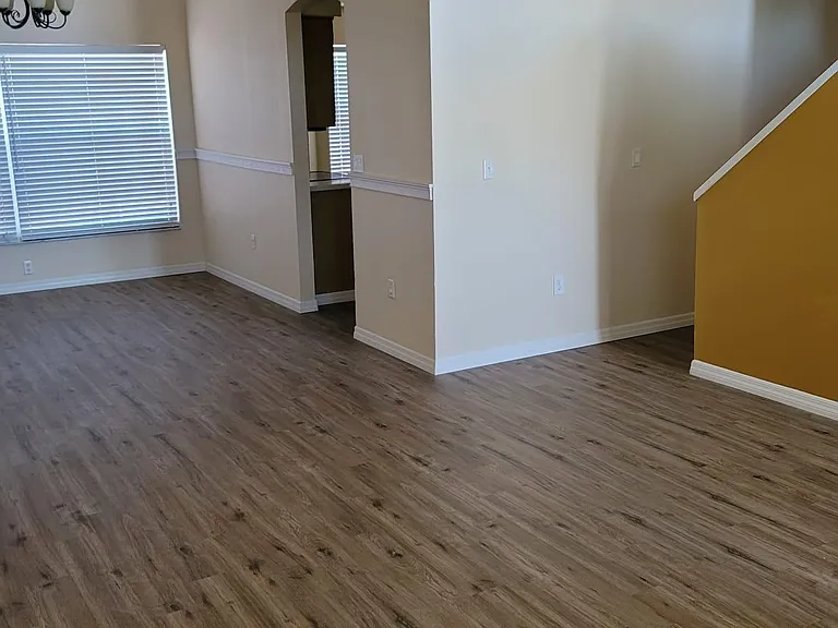 1324 Franford Dr — Photo 15