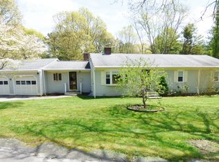 18 Limerick Ct, Centerville, MA 02632