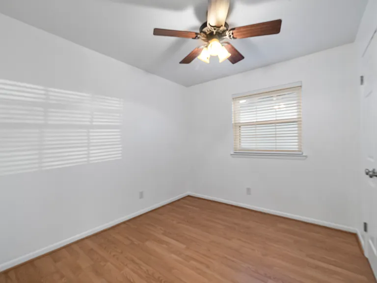 812 E Glendale St — Photo 27