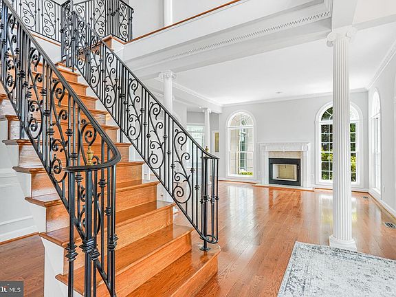 4th image of 38140 Winsome Trail Ln