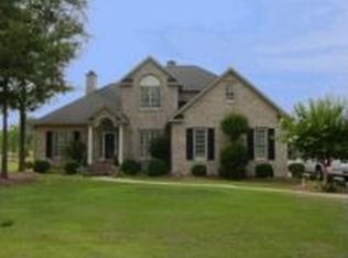 202 Deer Creek Ln, Greenville, NC 27834
