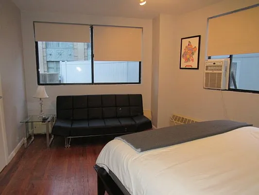 Rented by Eisenberg Exclusives | media 12