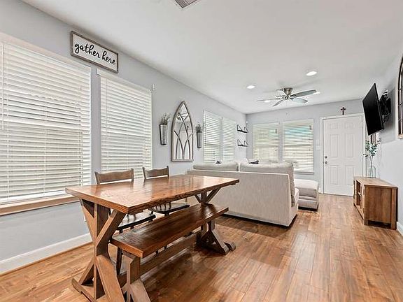 Dining room area
