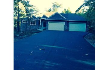 1559 205th St NW, Oak Grove, MN 55011