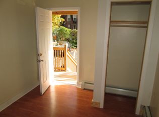 111 Howe St #2, New Haven, CT 06511