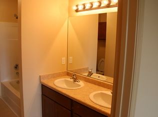 10 Trade Ct, Edgewood, NM 87015