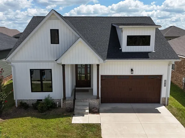 1184 County House Ln, Bowling Green, KY 42104