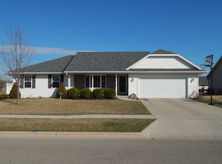 2455 Kilrush Rd, De Pere, WI 54115