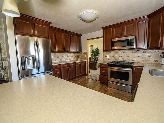 5th image of 1324 N Arthur Pl