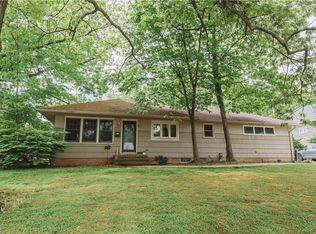 25521 Wolf Rd, Bay Village, OH 44140