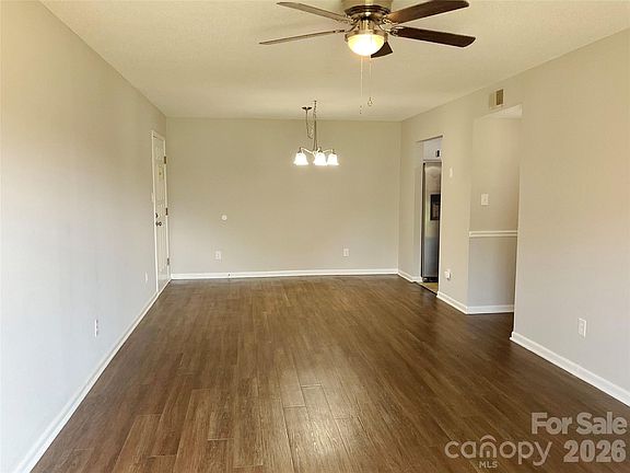 5th image of 2116 S Main St