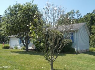 1538 Lakeside Dr, Altoona, PA 16601