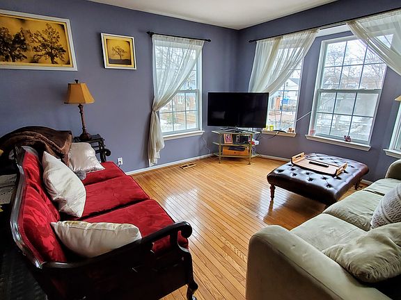 5th image of 707 Washington Place Dr #1