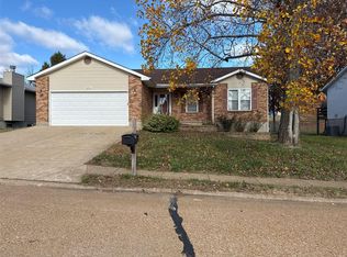 3093 Shelley Lynn Dr, Arnold, MO 63010