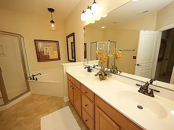 MBr Bathroom