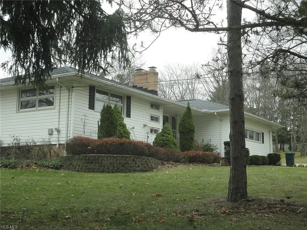 16075 Egbert Rd photo 1