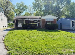10078 Prince Dr, Saint Louis, MO 63136