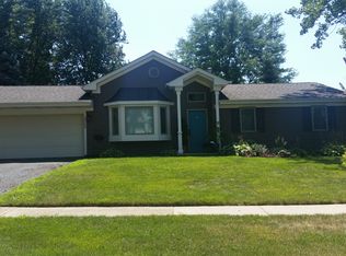 1395 Spinnaker Ln, Hanover Park, IL 60133