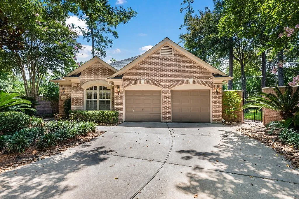 3 bed, 2.5 bath, 2658 sqft, $3,450 — Photo 1