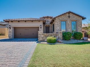 1645 N Red Clf, Mesa, AZ 85207
