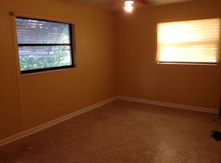 1308 Marshall Dr, Leesburg, FL 34748