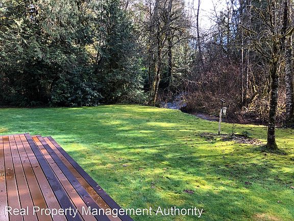 5th image of 19600 NE 239th Ave