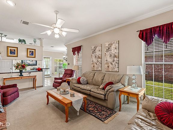 2nd image of 6004 Kateland Cir