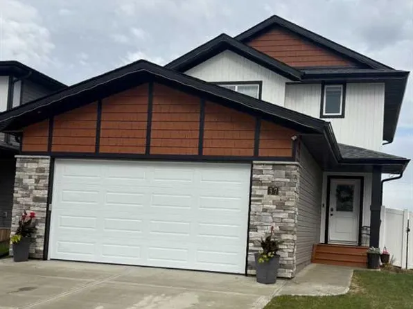 37 W Toal Close, Red Deer, AB T4P 0W6