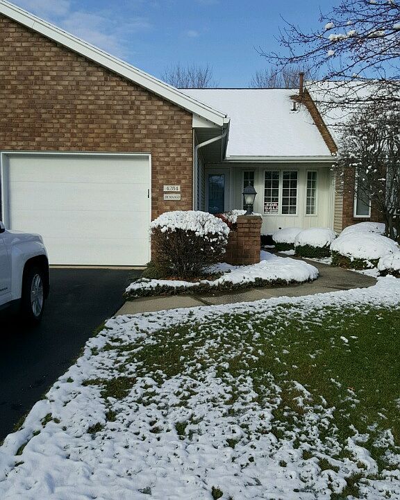 1st image of 4284 Redbush Dr.
