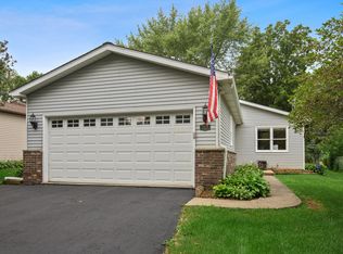 3811 Tulip St, Crystal Lake, IL 60014
