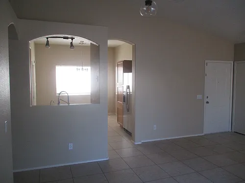 16114 W Jackson St Photo 1