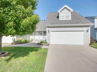 1300 Beacon Hill Ct, Normal, IL 61761